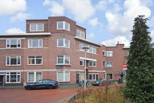 Woning 2e Joan Maetsuyckerstraat 227 Den Haag
