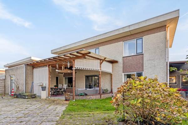 Woning Wachthoevestraat 28 Hekelingen