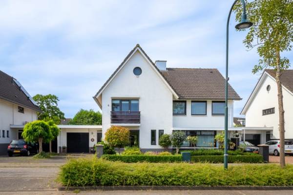 Woning Waterleliesingel 15 Helmond