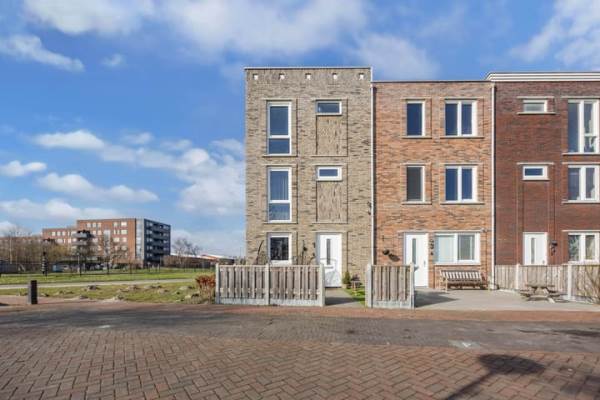 Woning Aafje Andersstraat 1 Almere