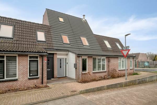 Woning Schapenmeent 67 Almere