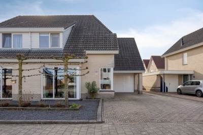 Woning De Veurdele 44 Nijeveen