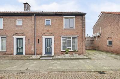 Woning Vincent van Goghstraat 23 Raamsdonksveer