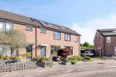 Woning Anemoonstraat 44 Nieuwendijk