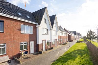 Woning Ad van der Steurzoom 78 Bergschenhoek