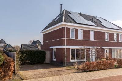 Woning de Weerstallen 12 Kollum