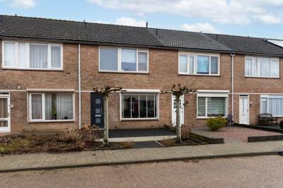 Woning Dokter van Vuurestraat 29 Dussen