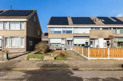 Woning Hellasstrjitte 45 Stiens