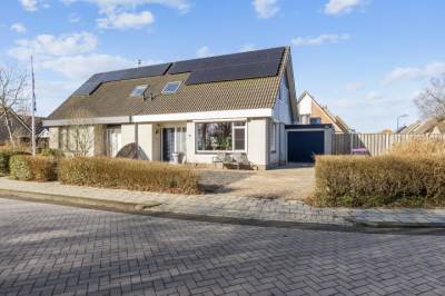 Woning De Kamp 13 Tzummarum