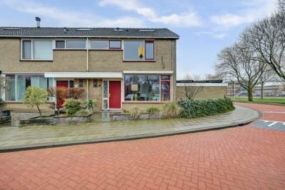 Woning Beverveen 296 Spijkenisse
