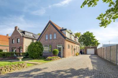 Woning Heerma van Vossstraat 13 Roosendaal