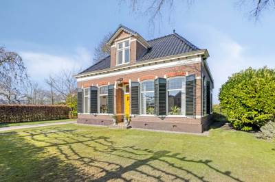 Woning Provincialeweg 11 Kornhorn