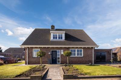 Woning Zicht 1 Zevenbergschen Hoek (Gem. Moerdijk)