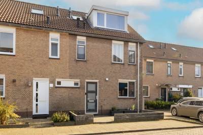 Woning Mosveen 8 Wateringen