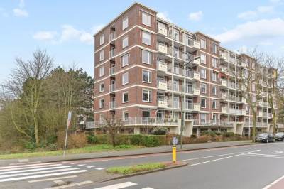 Woning Daal en Bergselaan 4 Den Haag