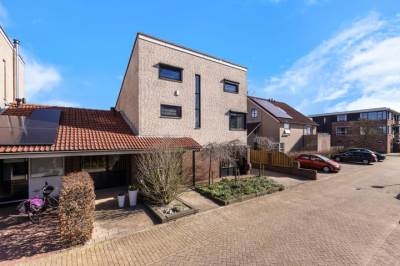 Woning A.A. Meerenburghstraat 3 Strijen