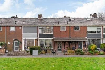 Woning Troelstralaan 101 Zwanenburg
