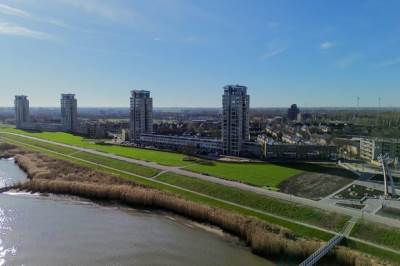 Woning Maasboulevard 44L Spijkenisse
