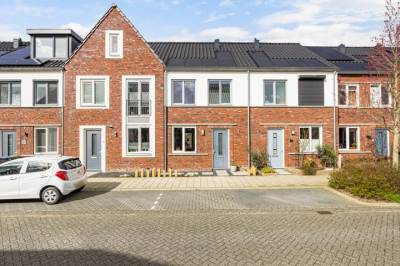Woning Koolraap 14 Roelofarendsveen