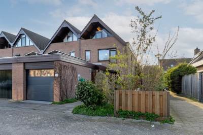 Woning Roos van Dekama erf 15 Capelle aan den IJssel