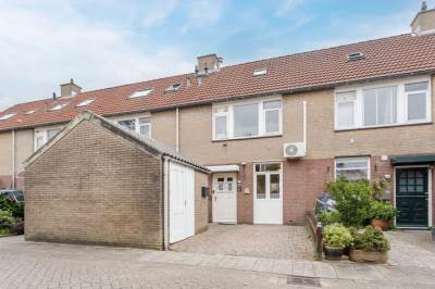 Woning Valkenier 7 Rhoon