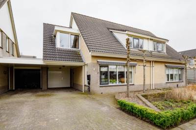 Woning Karel Schaapstraat 28 Vriezenveen