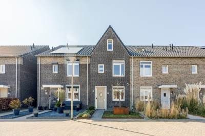 Woning Pastoor van Tielstraat 32 Leuth