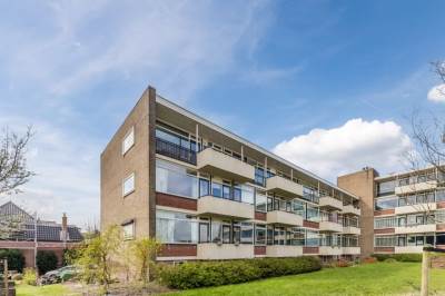 Woning Van den Endelaan 133 Hillegom