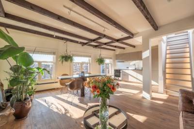 Woning Groenmarktkade 14 Amsterdam