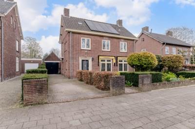 Woning Burgemeester Sweensplein 26 Rijen