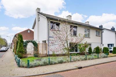 Woning Doctor Poelsstraat 2 Weert