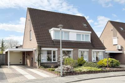 Woning Leeuwerikstraat 24 Fijnaart