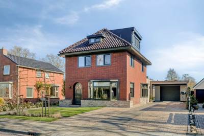 Woning Julianalaan 6 Buitenpost