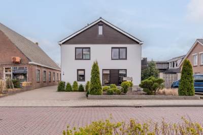 Woning Dorpsstraat 15 Lemelerveld