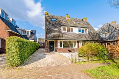 Woning Klooster 22 Laren (NH)