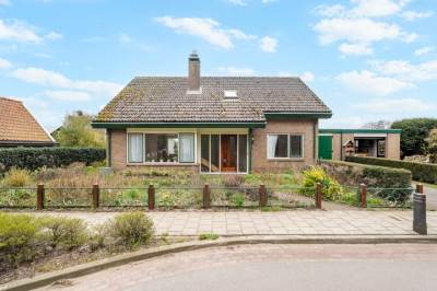 Woning Zeeweg 23 Sint Maartensvlotbrug