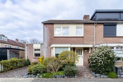 Woning Almarestraat 13 Bunschoten-Spakenburg