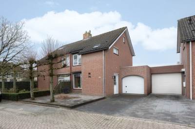 Woning Bovenstraat-Erf 41 Hoeven