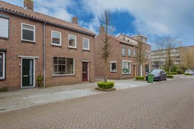 Woning Troelstrastraat 70 Hardinxveld-Giessendam