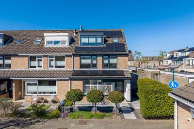 Woning Hella Haasseplantsoen 15 Oegstgeest