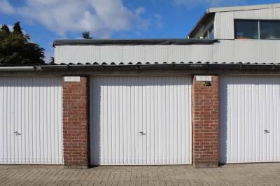 Garage Broekhovenseweg 111 Tilburg