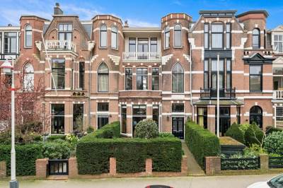 Woning Johan van Oldenbarneveltlaan 44 Den Haag