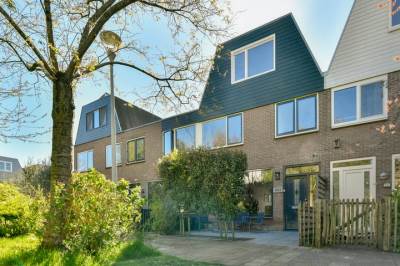 Woning Van den Berghlaan 345 Hoofddorp
