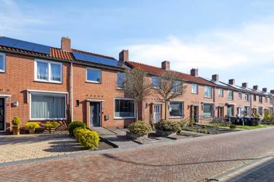 Woning Jacob van Ruysdaelstraat 5 Hoogezand