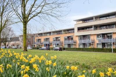 Woning Henriëtte Roland Holstlaan 51 Hoofddorp