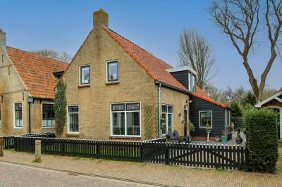 Woning Kardinaal de Jongweg 4 Nes (Gem. Ameland)