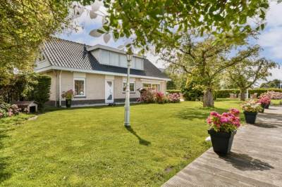 Woning Julianalaan 1H Kaag