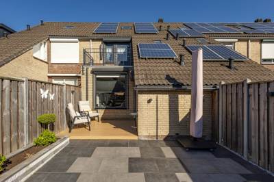 Woning Van Leijdenstraat 26 Hardinxveld-Giessendam