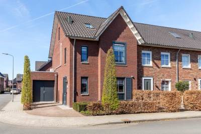 Woning Burgemeester Jhr G A van Nispenstraat 10 Kesteren