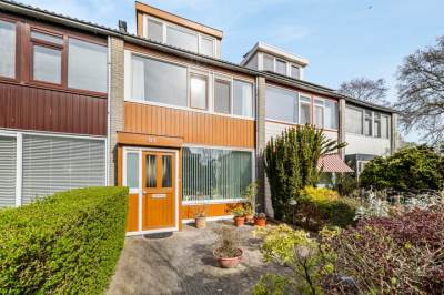 Woning Mr.J.C.Bührmannlaan 93 Weesp